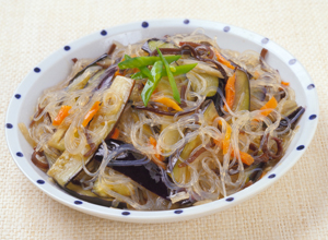楽天市場】緑豆はるさめ（5cmカット・1kg） : 乾物と料理